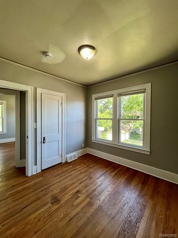 168 Bondie Street, Wyandotte, MI 48192