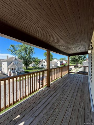 168 Bondie Street, Wyandotte, MI 48192