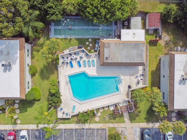 2750 E BAY DRIVE 12B, Largo, FL 33771