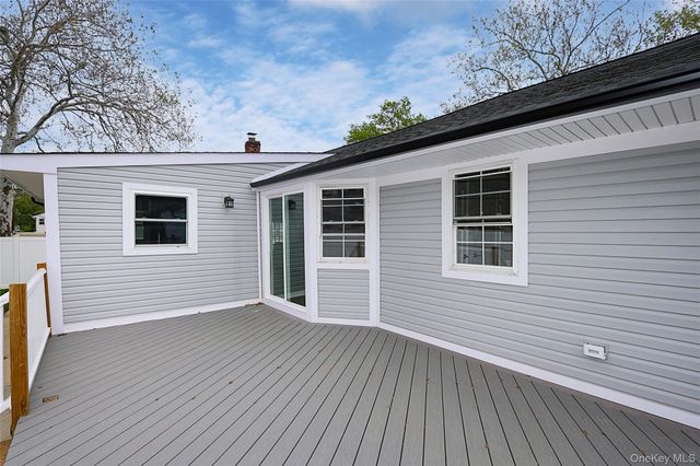 224 Hungry Harbor Road, Valley Stream, NY 11581