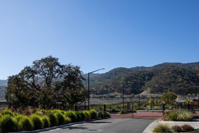 7021 Vintner Court, Gilroy, CA 95020