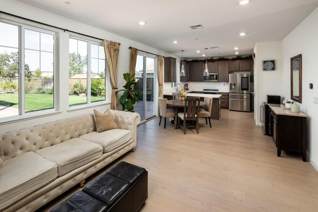 7021 Vintner Court, Gilroy, CA 95020