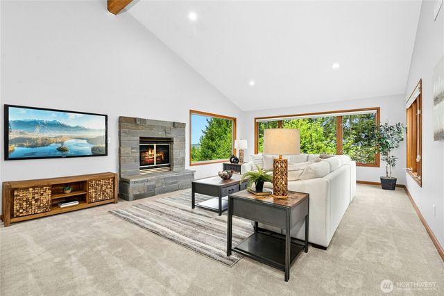 20005 NE 42nd Street, Sammamish, WA 98074