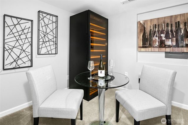 20005 NE 42nd Street, Sammamish, WA 98074