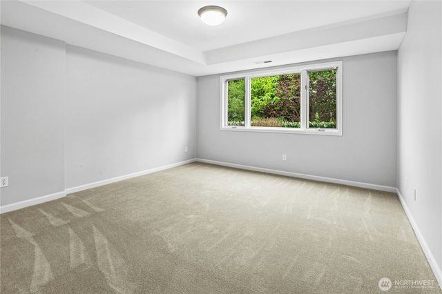 20005 NE 42nd Street, Sammamish, WA 98074