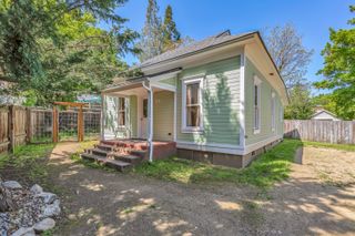 155 Central Avenue, Ashland, OR 97520
