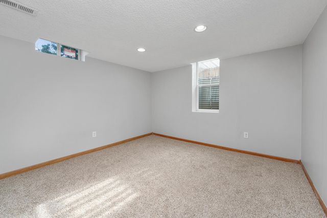 9843 W Tee Ln, Wichita, KS 67212