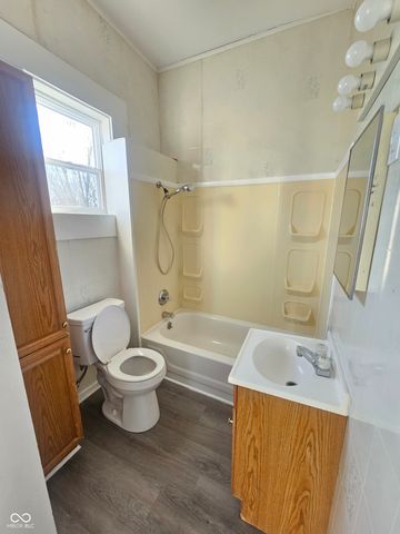 803 High Street, Middletown, IN 47356