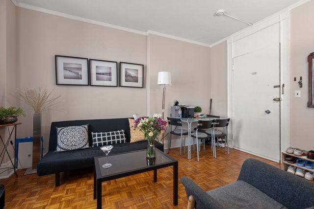 21 Beacon St 7M, Boston, MA 02108