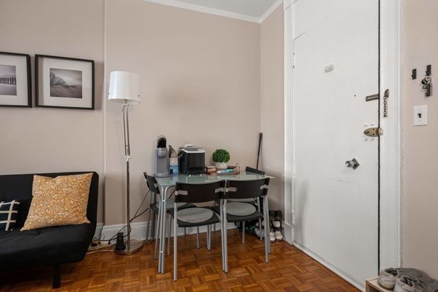 21 Beacon St 7M, Boston, MA 02108