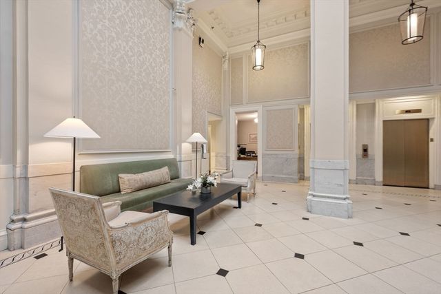21 Beacon St 7M, Boston, MA 02108