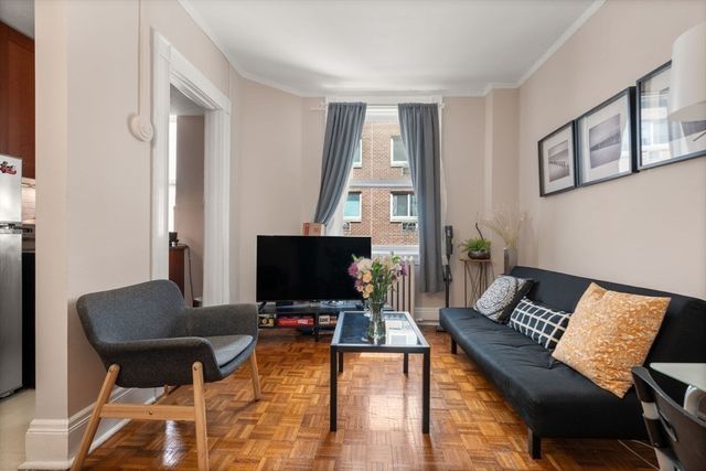 21 Beacon St 7M, Boston, MA 02108