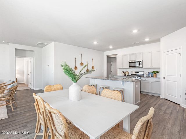 1715 Blacktip Drive SE 229, Winnabow, NC 28479