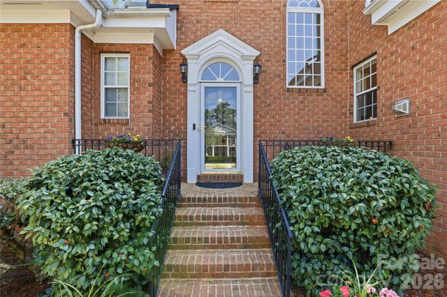 9212 Fairchild Lane, Charlotte, NC 28277