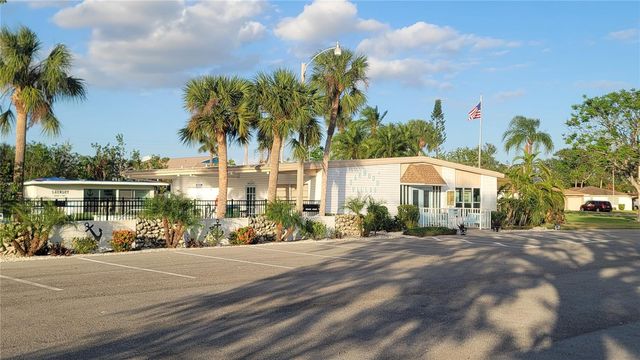 4924 LIVE OAK CIRCLE 115, Bradenton, FL 34207