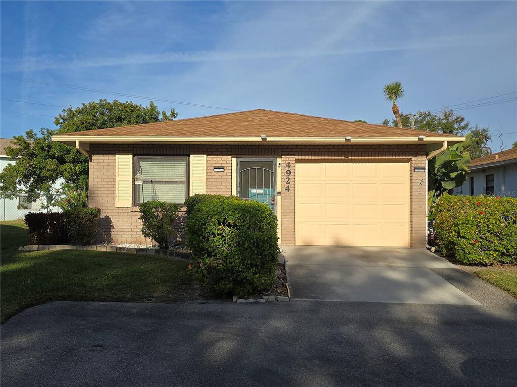 4924 LIVE OAK CIRCLE 115, Bradenton, FL 34207