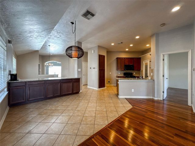 1527 Stone Mesa Drive, Houston, TX 77073