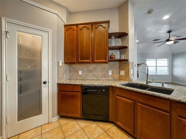 1527 Stone Mesa Drive, Houston, TX 77073