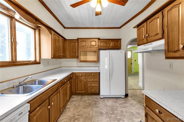 6436 Webster Road, Orchard Park, NY 14127