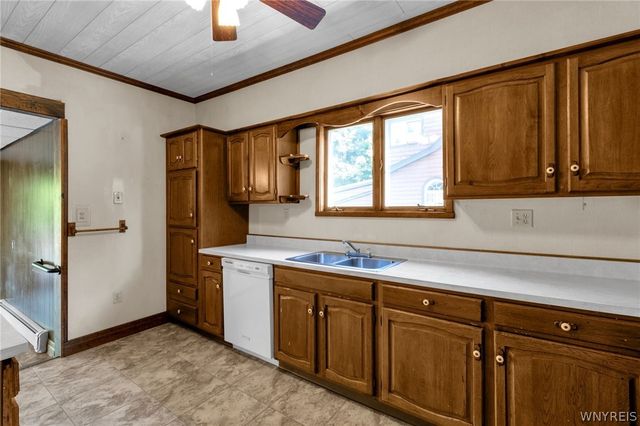 6436 Webster Road, Orchard Park, NY 14127