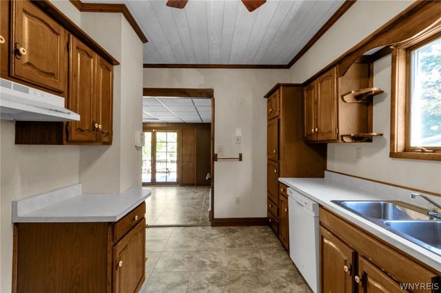 6436 Webster Road, Orchard Park, NY 14127