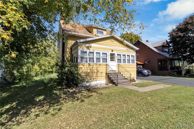 6436 Webster Road, Orchard Park, NY 14127