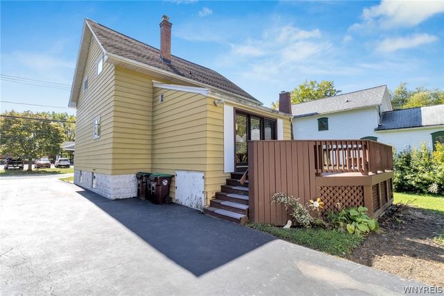 6436 Webster Road, Orchard Park, NY 14127