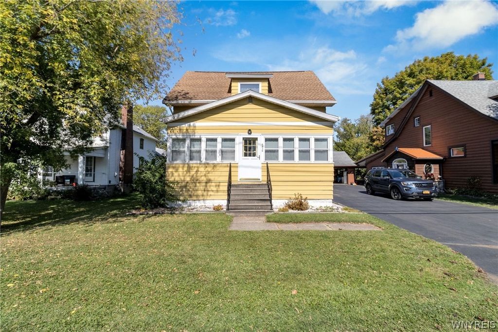 6436 Webster Road, Orchard Park, NY 14127