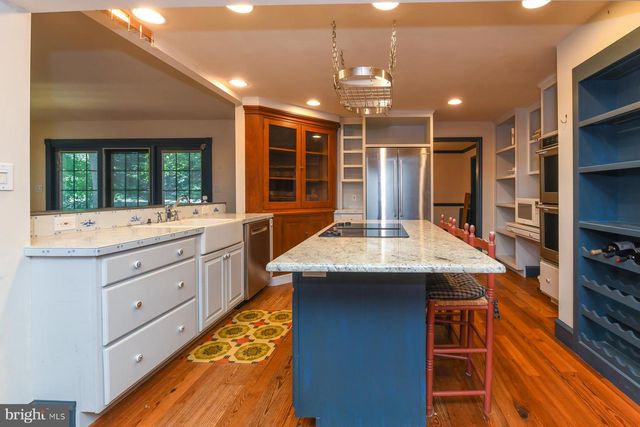 932 LOCKSLEY LN, West Deptford, NJ 08096