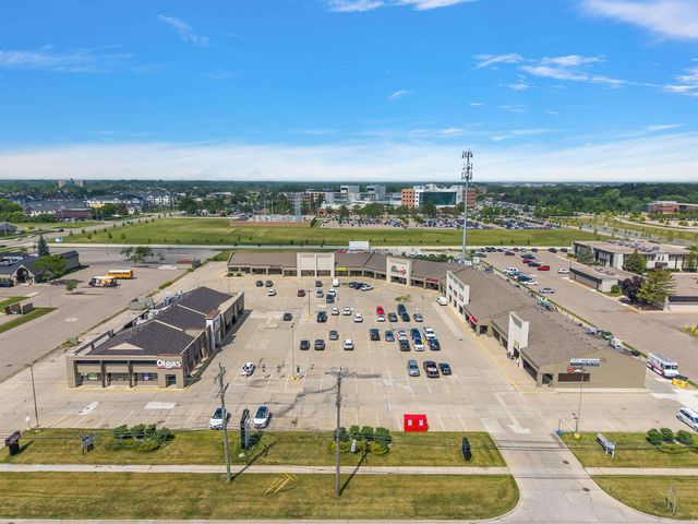 43201-43301 Garfield Road, Clinton Twp, MI 48038
