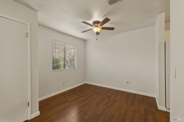 1741 Las Raposas Ct, Santa Rosa, CA 95409