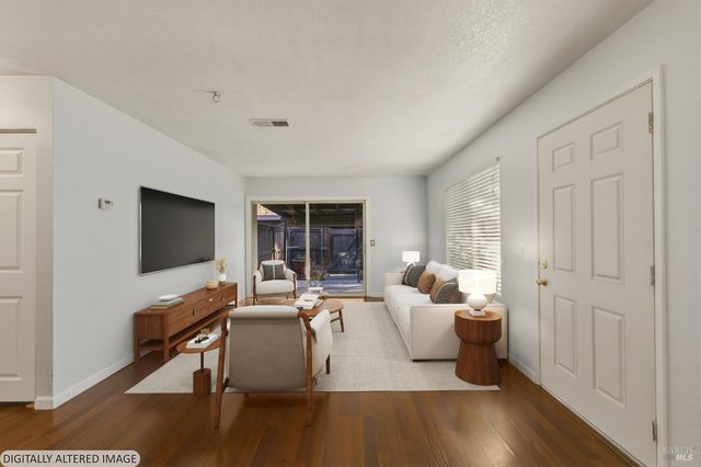 1741 Las Raposas Ct, Santa Rosa, CA 95409