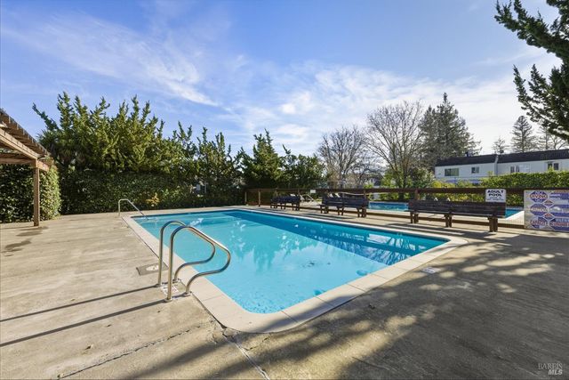 1741 Las Raposas Ct, Santa Rosa, CA 95409