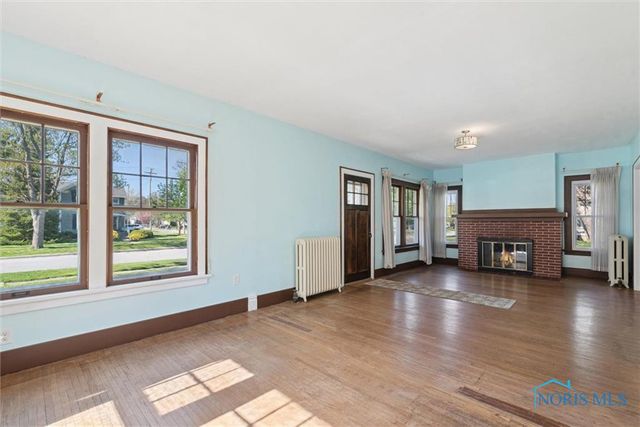 326 E Dudley Street, Maumee, OH 43537