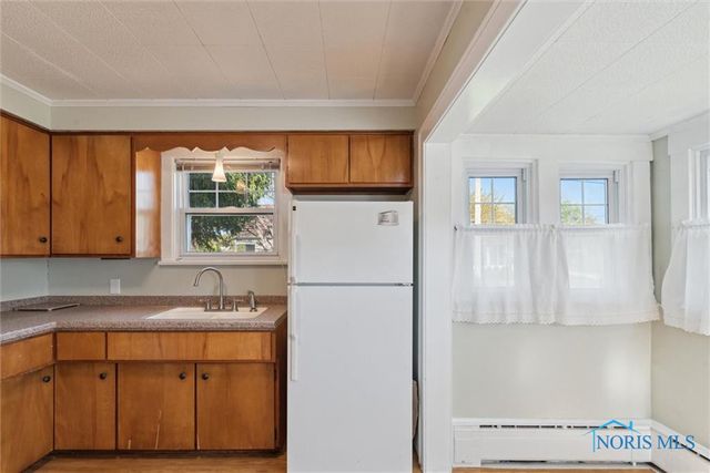 326 E Dudley Street, Maumee, OH 43537