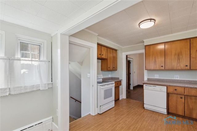 326 E Dudley Street, Maumee, OH 43537