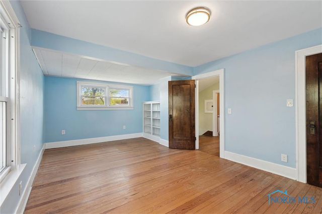 326 E Dudley Street, Maumee, OH 43537