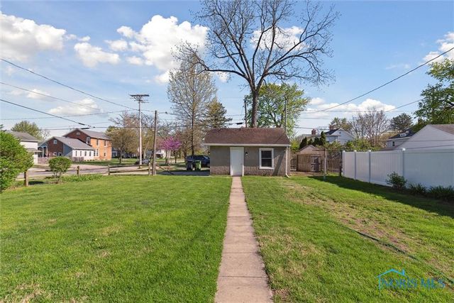 326 E Dudley Street, Maumee, OH 43537