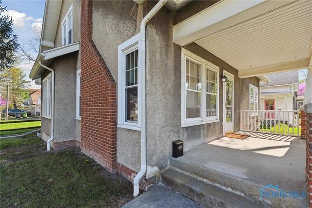 326 E Dudley Street, Maumee, OH 43537