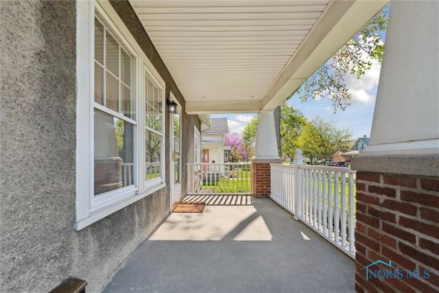 326 E Dudley Street, Maumee, OH 43537