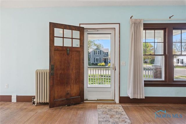 326 E Dudley Street, Maumee, OH 43537