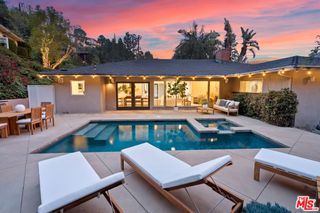 9537 Dalegrove Drive, Beverly Hills, CA 90210