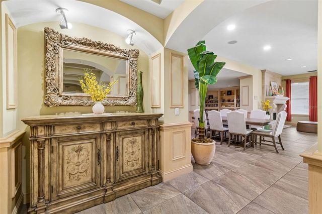 1640 VILLA CAPRI CIRCLE 208, Odessa, FL 33556