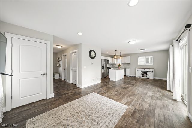 1010 Ashwood Lane, Streetsboro, OH 44241
