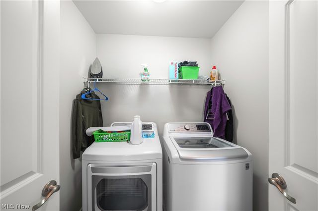 1010 Ashwood Lane, Streetsboro, OH 44241