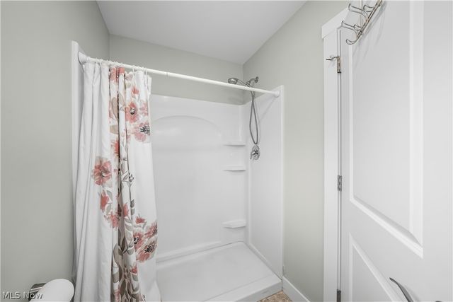 1010 Ashwood Lane, Streetsboro, OH 44241