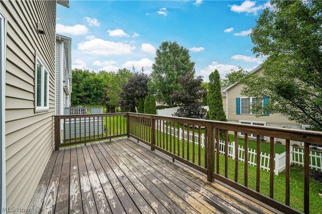 1010 Ashwood Lane, Streetsboro, OH 44241