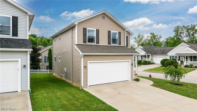 1010 Ashwood Lane, Streetsboro, OH 44241