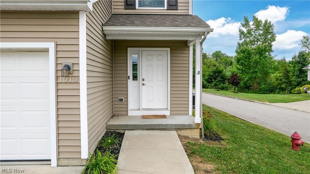 1010 Ashwood Lane, Streetsboro, OH 44241