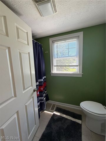 210 Woodrow Street NW, North Canton, OH 44720